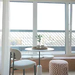 Lägenhet Live Up With Terrace *